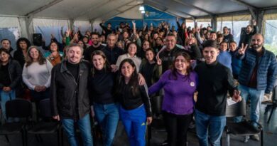 Mariel Fernández, Máximo Kirchner y Emilio Pérsico cerraron el último encuentro de formación política del PJ Moreno