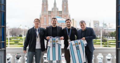 La Municipalidad recibió a los platenses que integran el cuerpo técnico de la selección argentina