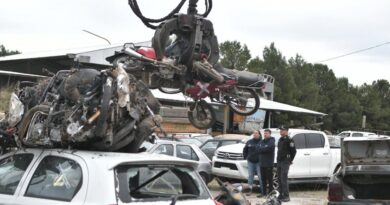 Monte Hermoso: seguridad PBA compactó unos 80 vehículos del depósito municipal