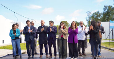 Alak y Kicillof entregaron 175 nuevas viviendas en Melchor Romero